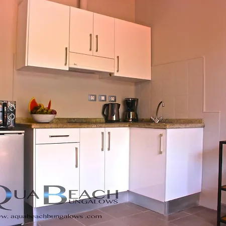 Aqua Beach Bungalows - Gay Men Only (adults Only) 아파트